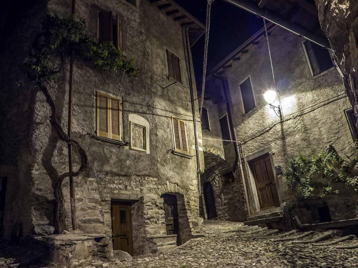 Casa Filomena Bed & Breakfast Faggeto Lario Exterior photo