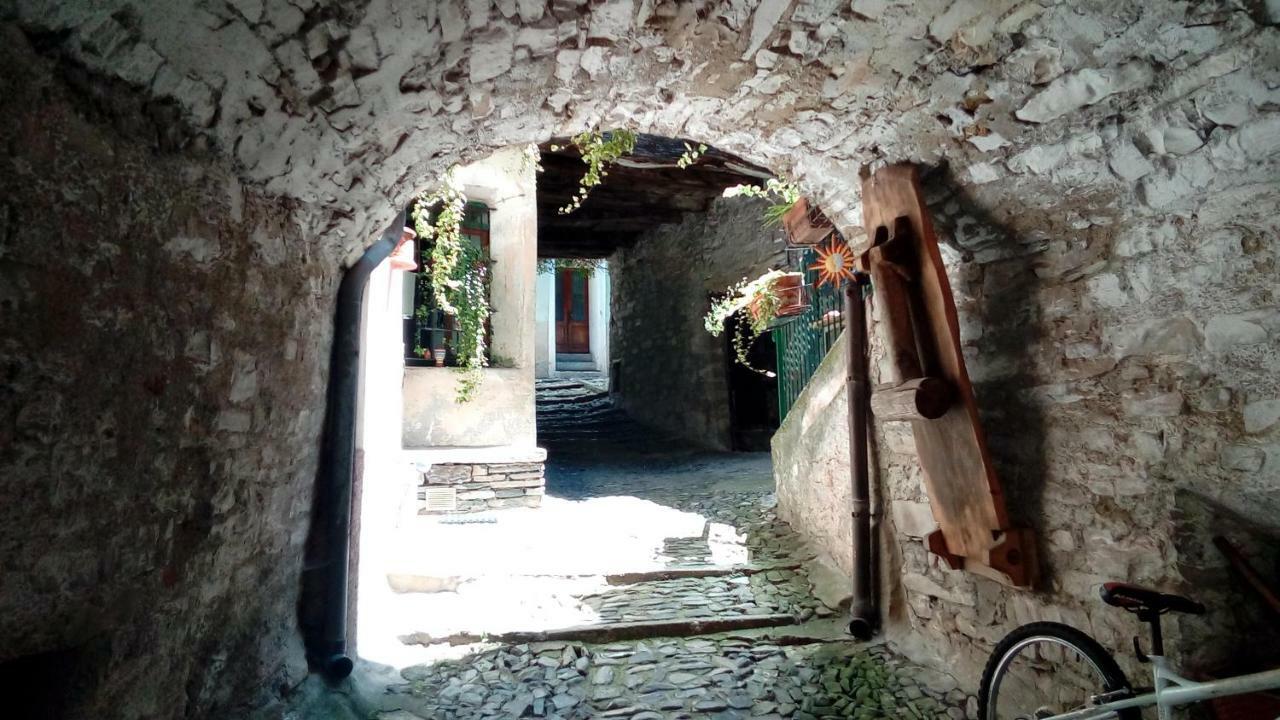 Casa Filomena Bed & Breakfast Faggeto Lario Exterior photo